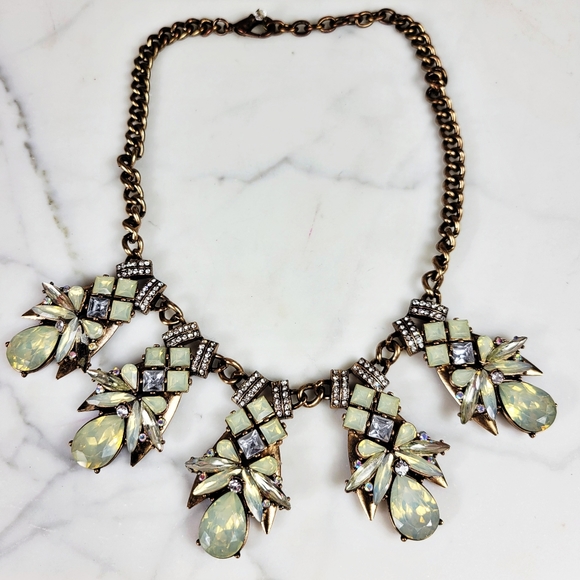 Pastel Green Statement Necklace Antique Gold-tone Deco AB Rhinestone Acc… - Picture 5 of 12